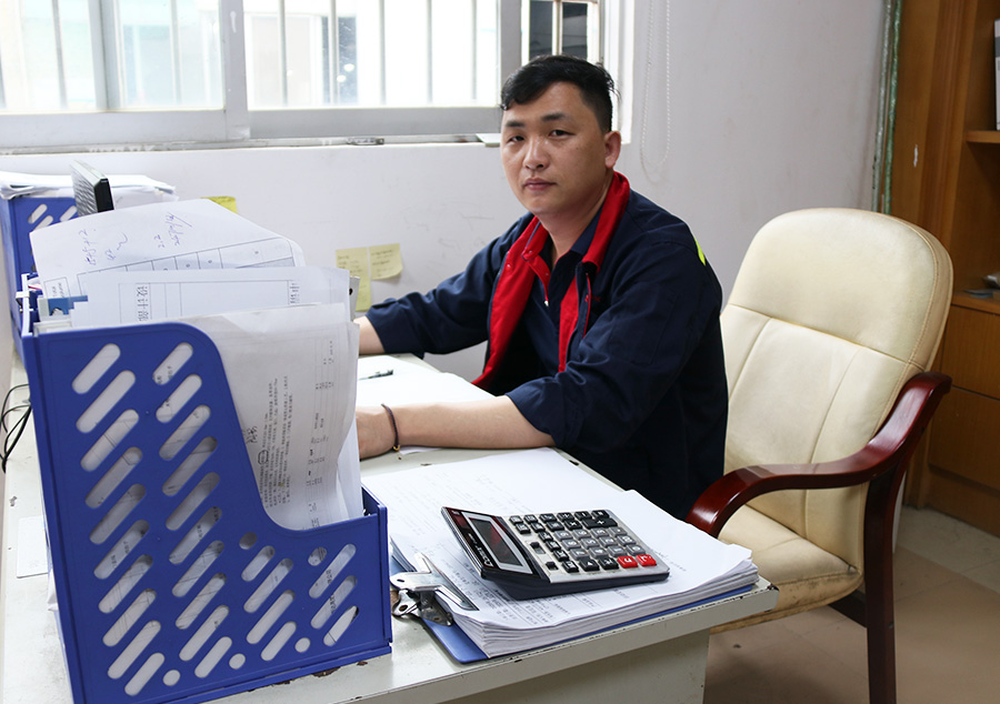 伊伊人成亚洲综合人网鋼製櫃設計師