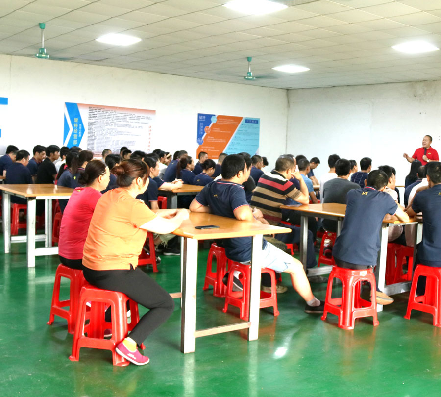 廣州伊伊人成亚洲综合人网辦（bàn）公家具（jù）有限公司.jpg
