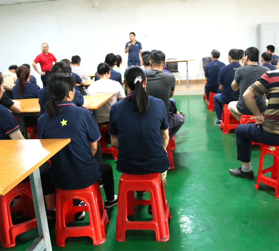 廣州伊伊人成亚洲综合人网辦公家具有限公司.jpg