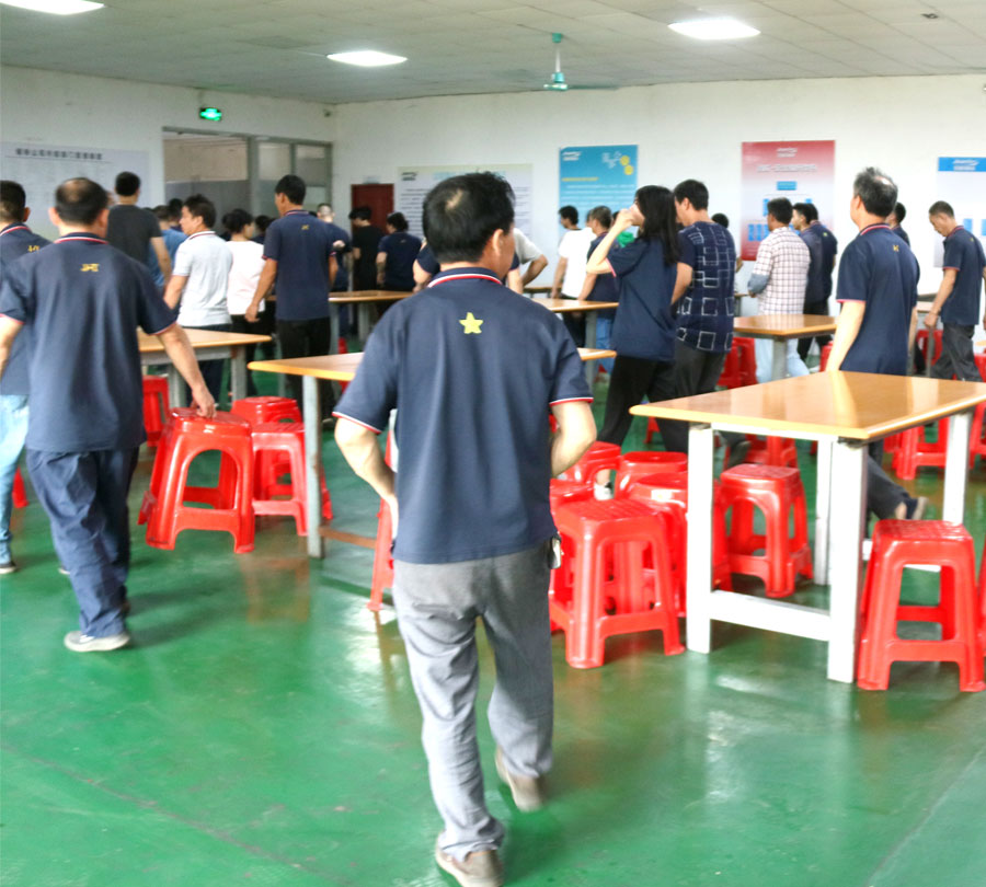 廣（guǎng）州伊伊人成亚洲综合人网辦公家具（jù）有限公（gōng）司.jpg