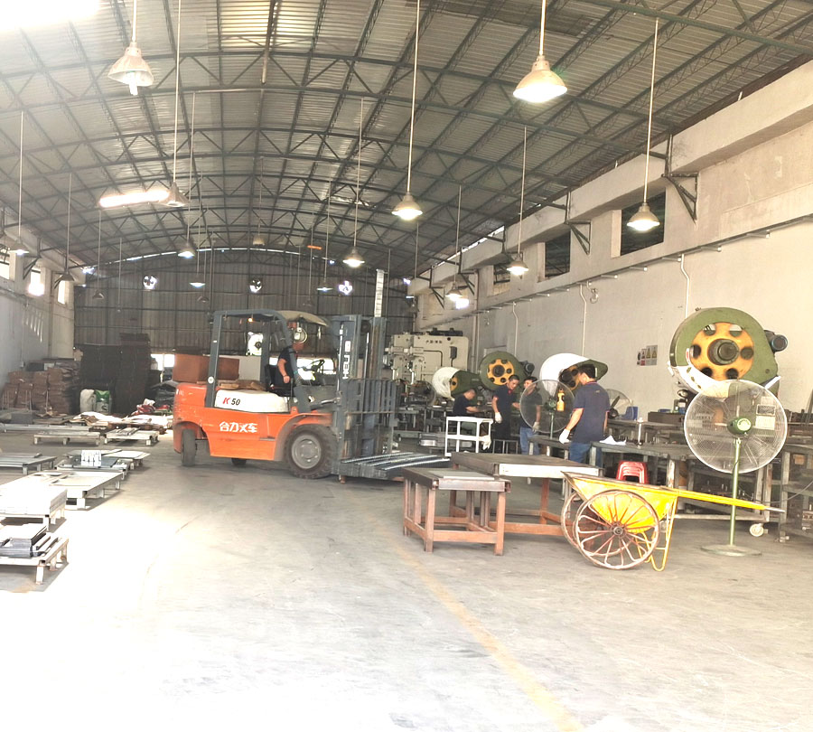 廣州伊伊人成亚洲综合人网辦公家具有限公司.jpg